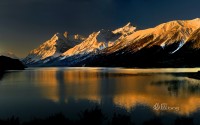 (Ranwu Lake in Tibet)